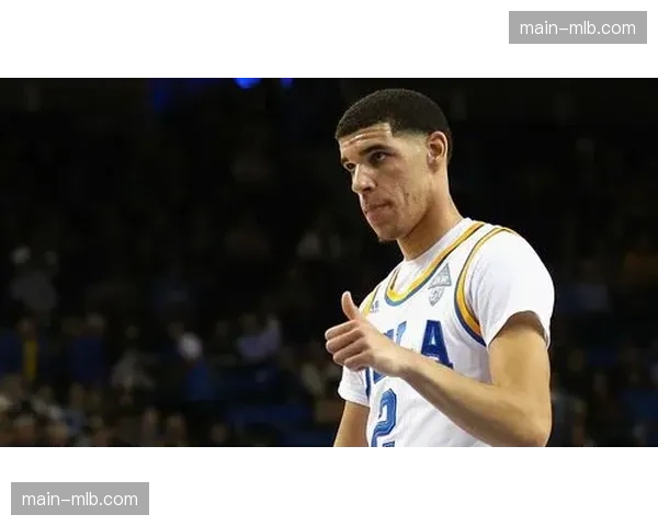 特写：一位老将的智慧——如何在体能下降时通过预判弥补盯人防守